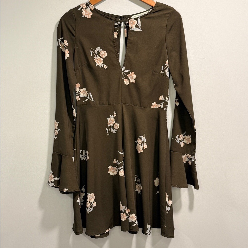 Callie Mac Women's Elegant Floral Long Bell Sleeve Mini Dress Size S